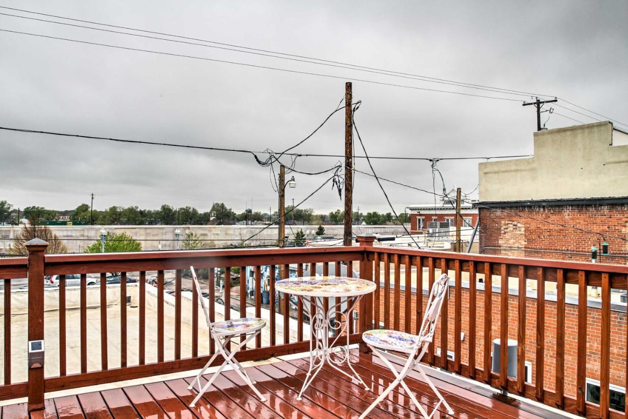 Historic Laramie Apt Walk To Shops And Restaurants Apartment Exterior photo